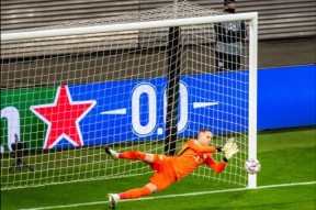 菲尼克斯太阳关键时刻遗憾出局，志在德甲名次提升，震撼外界，球探报告显示潜力(法兰克福vs那不勒斯倍绿是多少)-九游会登陆